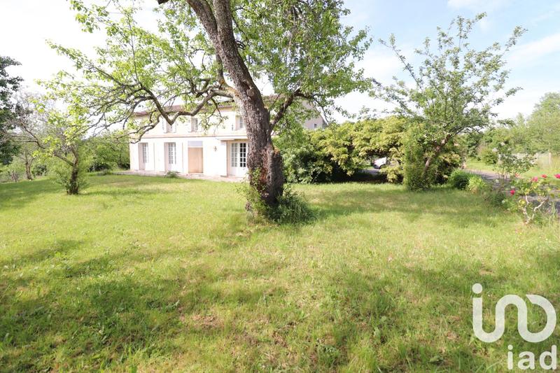 Maison - 193 m² - 8 pièces