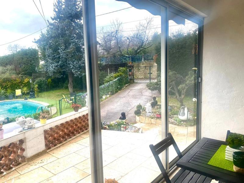 Villa - 174 m² - 6 pièces