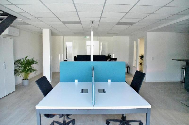 Bureau - 240 m² - 7 pièces