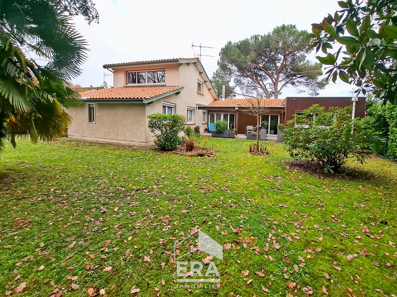 Maison - 170 m² - 7 pièces