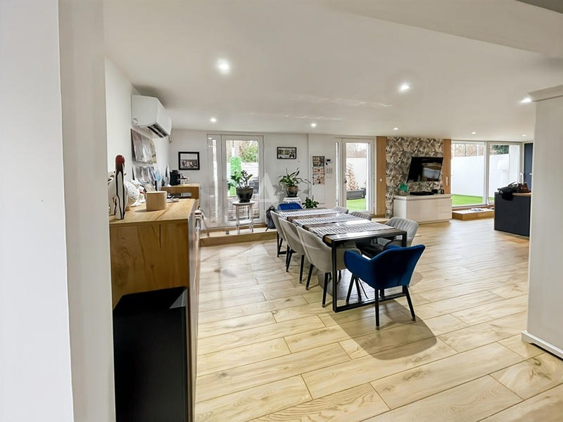 Appartement - 130 m² - 5 pièces