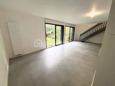 Maison - 113 m² - 5 pièces