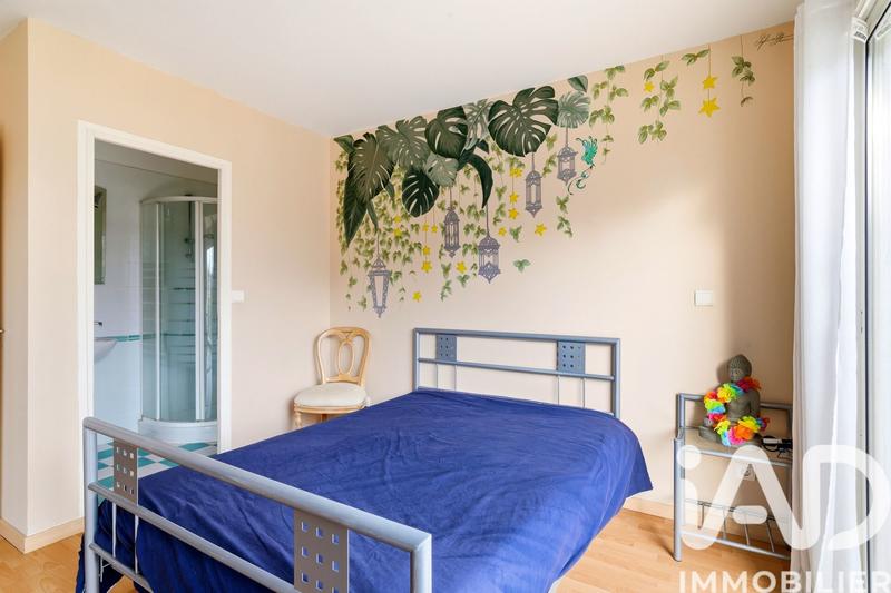 Maison - 217 m² - 8 pièces