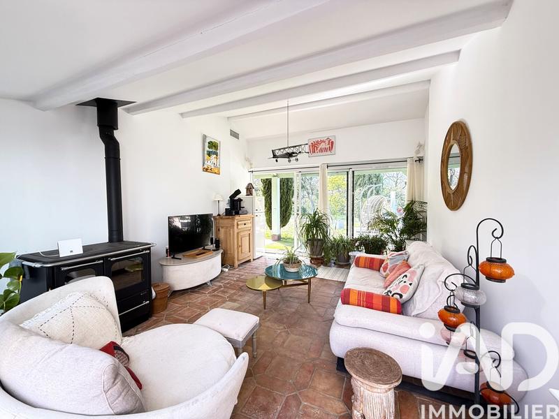 Maison - 237 m² - 6 pièces