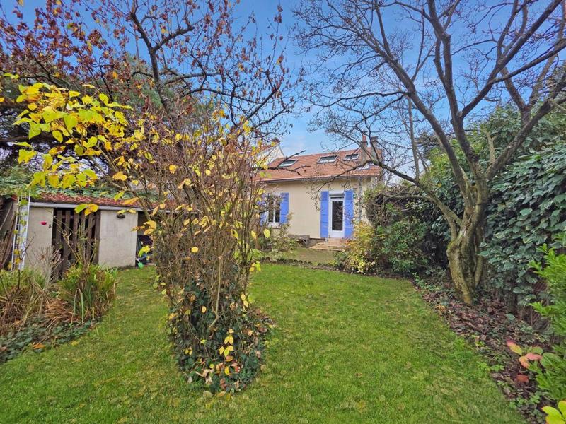 Maison de ville - 75 m² - 4 pièces