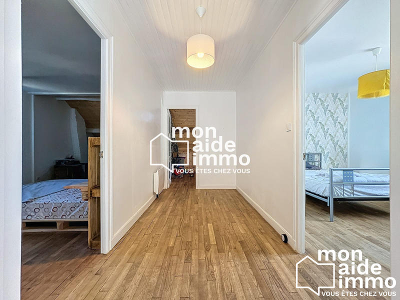 Maison - 140 m² - 5 pièces