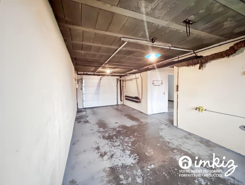 Maison - 210 m² - 10 pièces