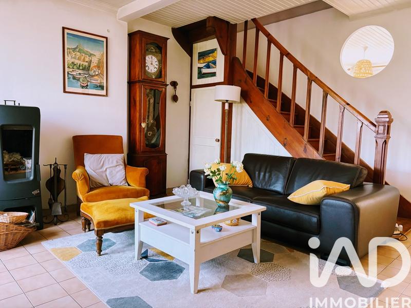 Maison - 85 m² - 5 pièces
