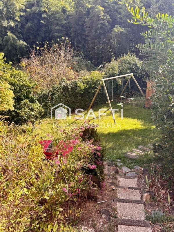 Maison - 197 m² - 6 pièces