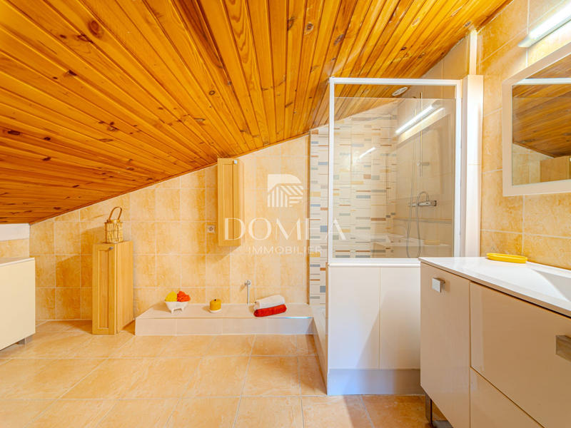 Villa - 170 m² - 7 pièces