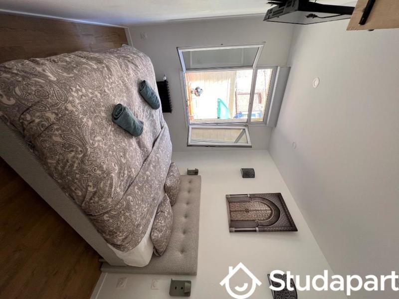 Appartement - 80 m² - 3 pièces