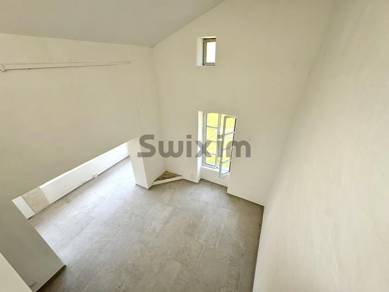 Appartement - 110 m² - 5 pièces