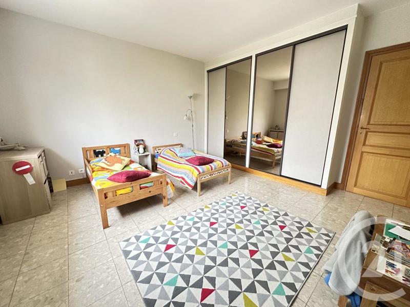 Pavillon - 170 m² - 6 pièces