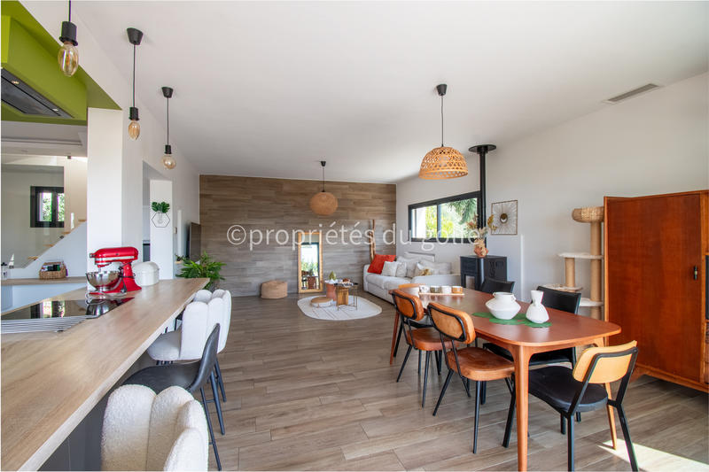 Maison - 188 m² - 5 pièces