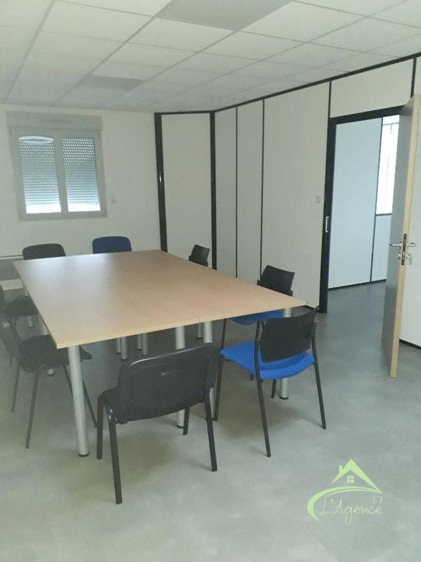 Bureau - 151 m²