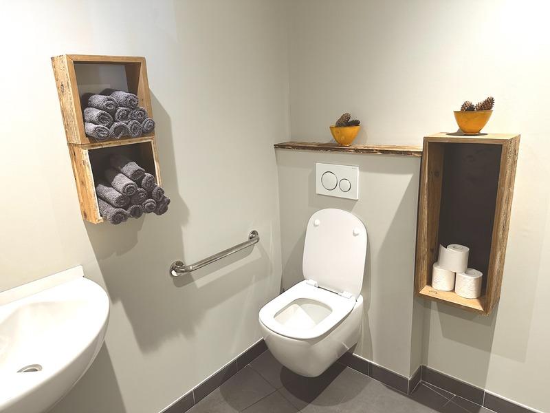 Local commercial - 238 m² - 4 pièces