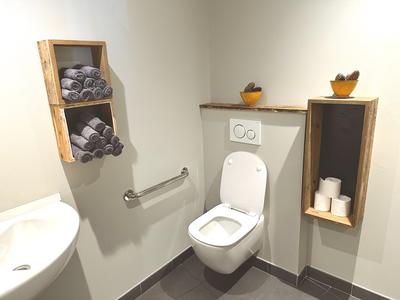 Local commercial - 238 m² - 4 pièces