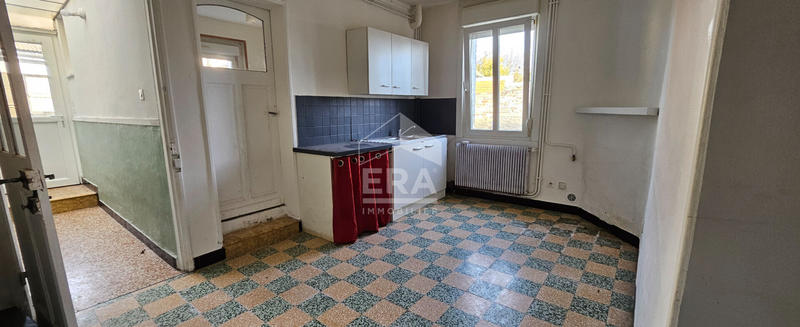 Maison - 80 m² - 5 pièces