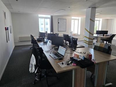 Bureau - 243 m²