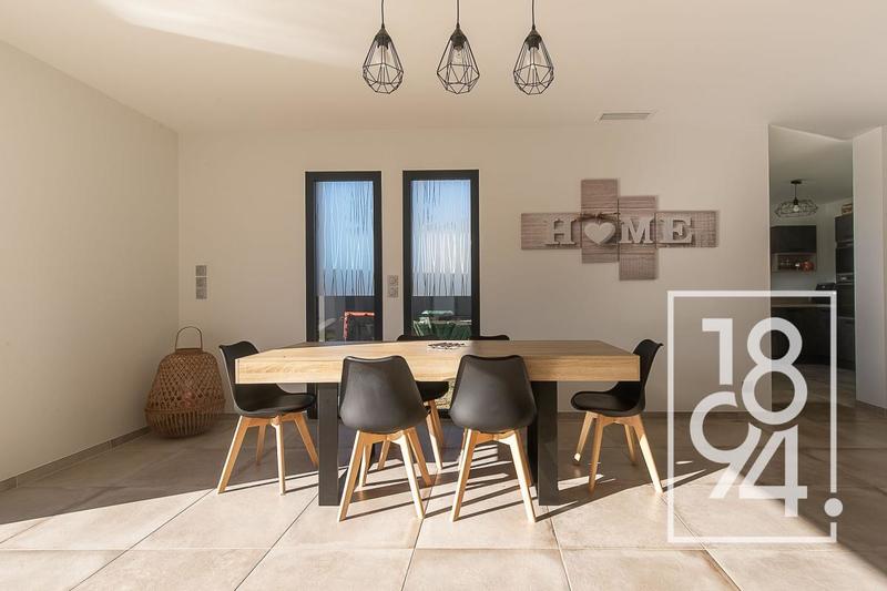 Maison - 120 m² - 4 pièces