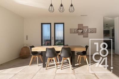 Maison - 120 m² - 4 pièces