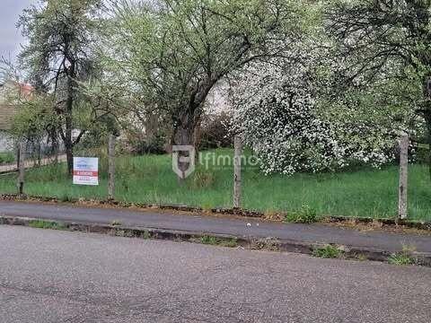 Terrain constructible - 707 m²