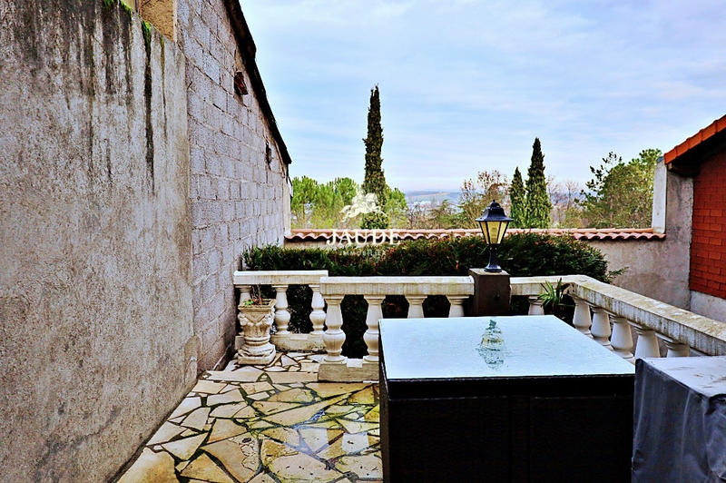 Maison - 152 m² - 6 pièces