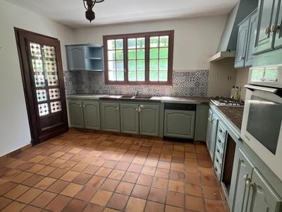 Maison - 185 m² - 6 pièces