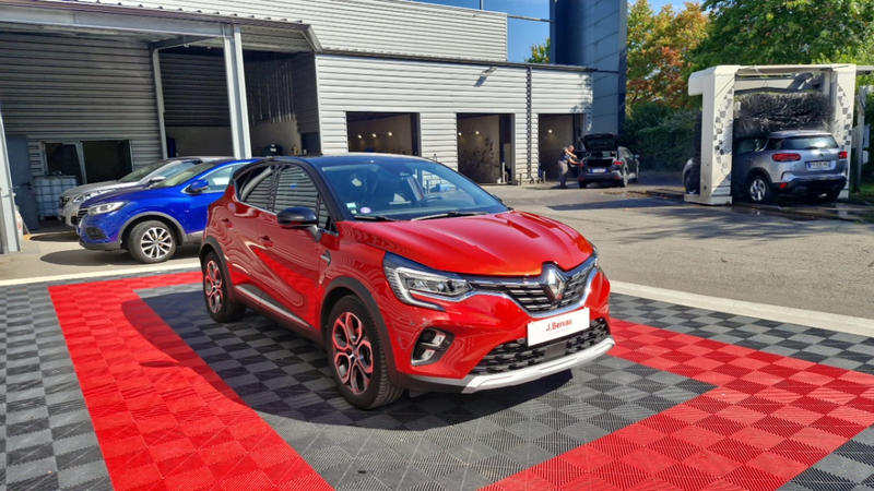 Renault Captur E-Tech Plug-In 160 Intens