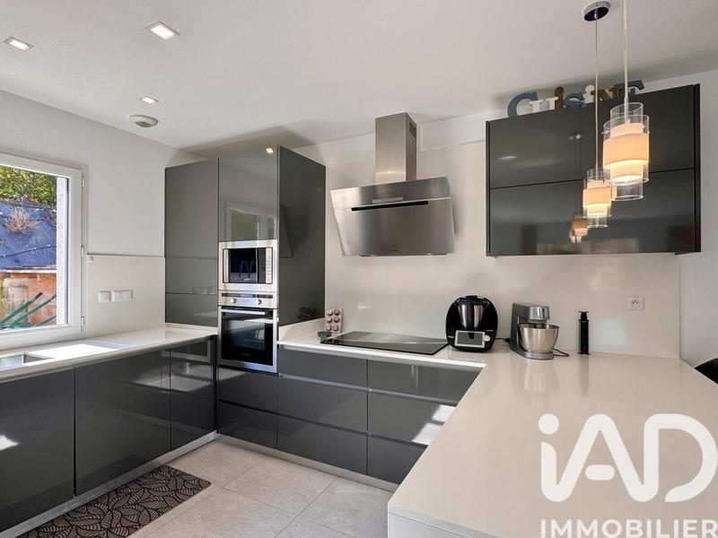 Maison - 136 m² - 5 pièces