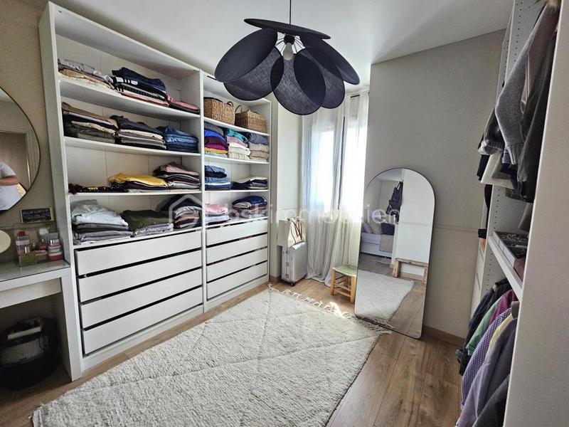 Pavillon - 151 m² - 7 pièces