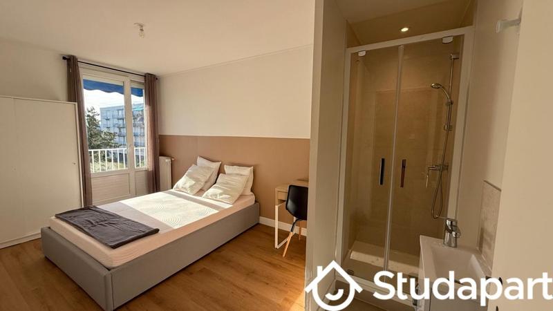 Chambre - 14 m² - 1 pièce