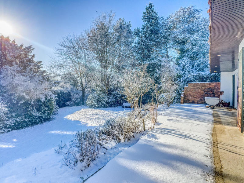 Maison - 230 m² - 9 pièces