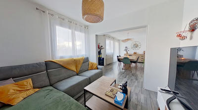 Appartement - 82 m² - 4 pièces