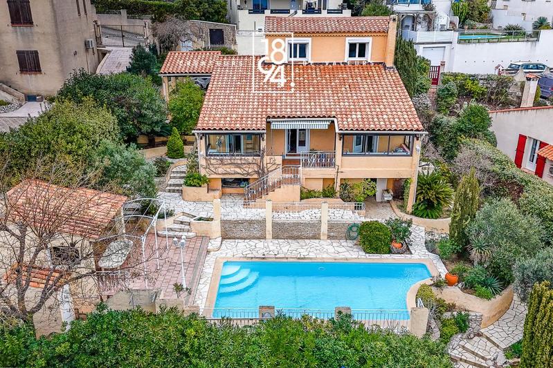 Villa - 145 m² - 4 pièces