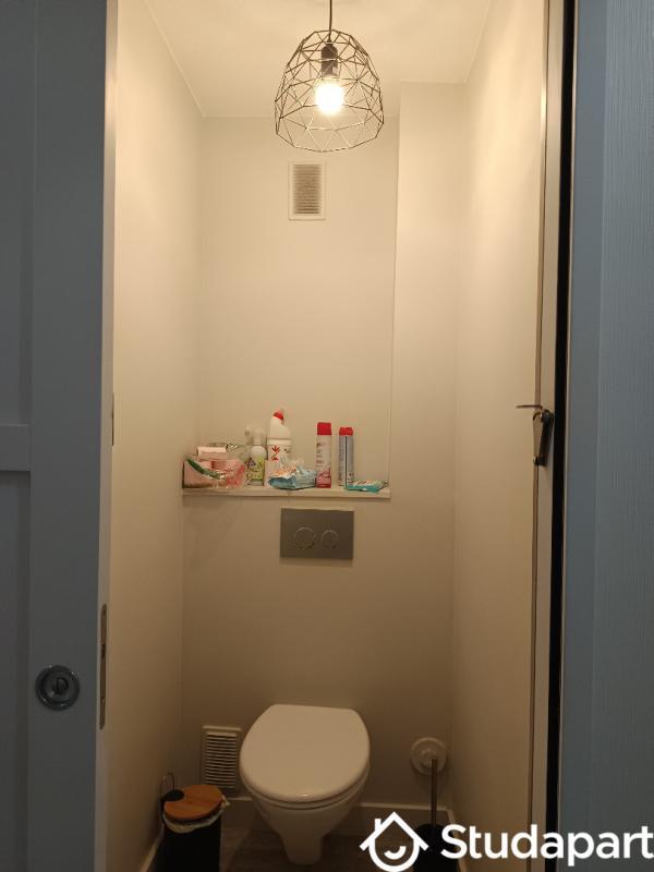 Chambre - 11 m² - 1 pièce