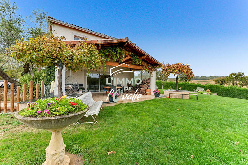 Maison - 170 m² - 5 pièces