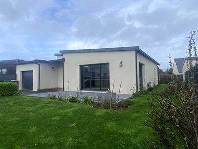 Maison contemporaine - 106 m² - 5 pièces