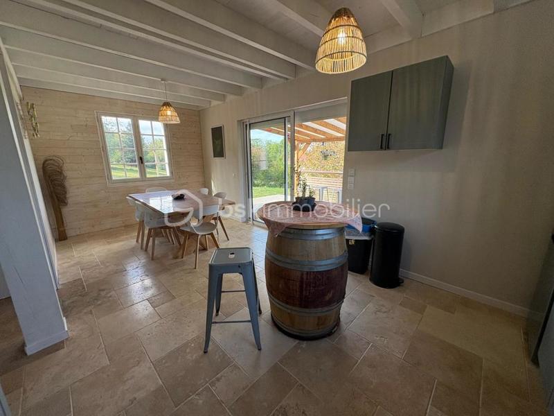 Maison traditionnelle - 117 m² - 5 pièces