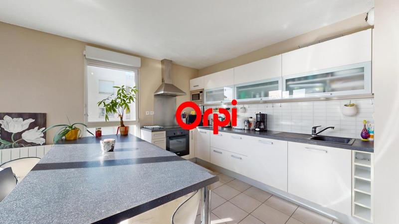 Duplex - 88 m² - 4 pièces