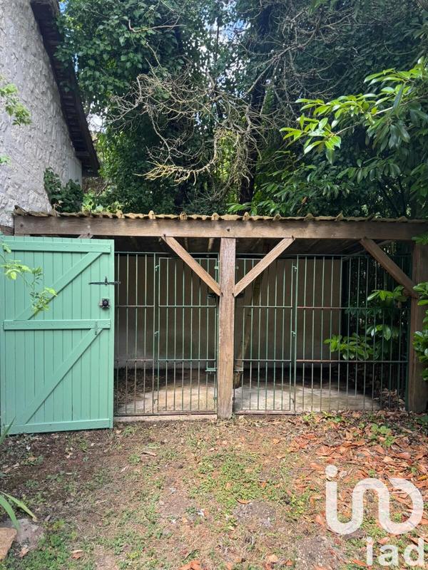 Maison - 200 m² - 9 pièces