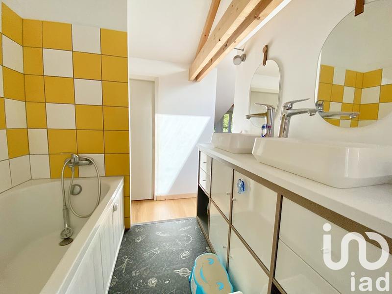 Maison - 175 m² - 6 pièces