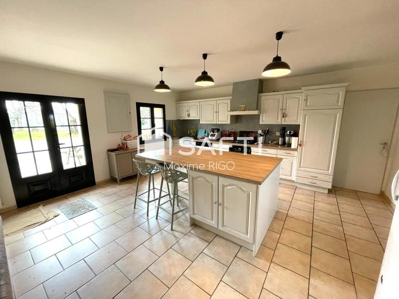 Maison - 170 m² - 6 pièces