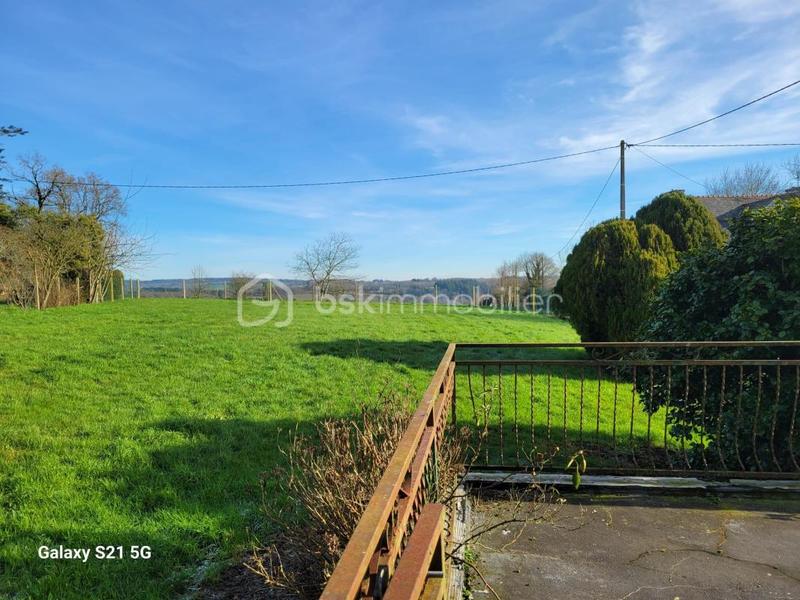 Maison traditionnelle - 89 m² - 5 pièces