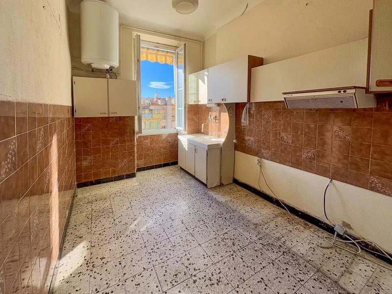 Appartement - 85 m² - 4 pièces