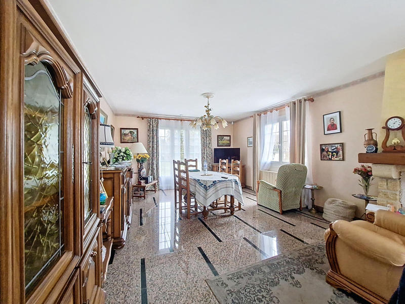 Maison - 127 m² - 6 pièces