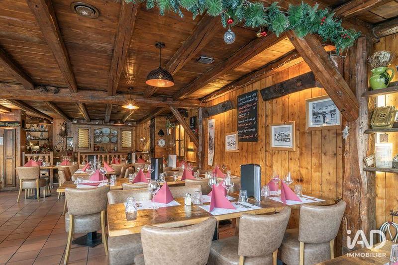 Local commercial - 220 m²