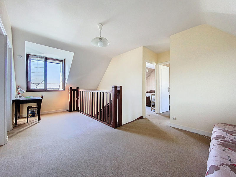 Maison - 127 m² - 5 pièces