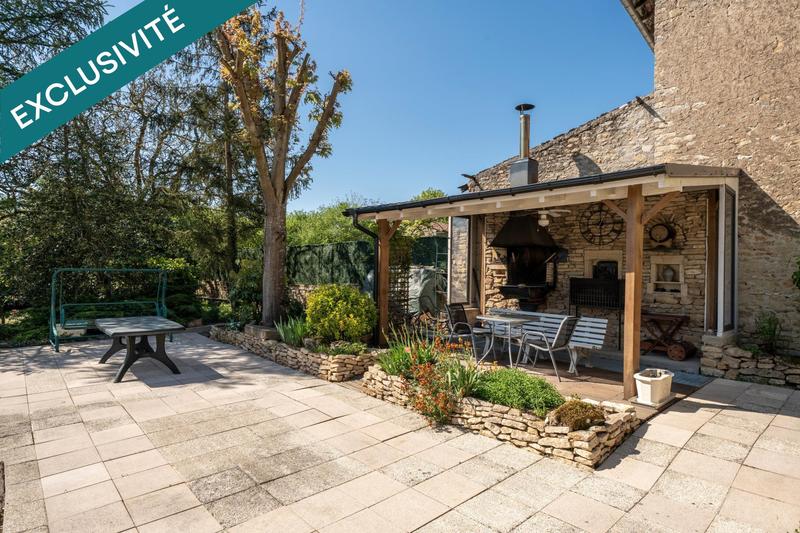 Maison - 214 m² - 5 pièces