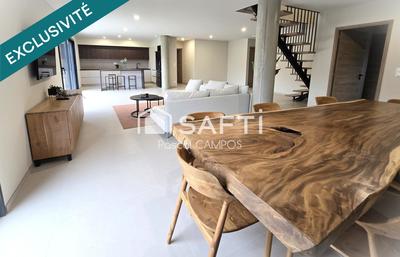 Maison - 228 m² - 7 pièces